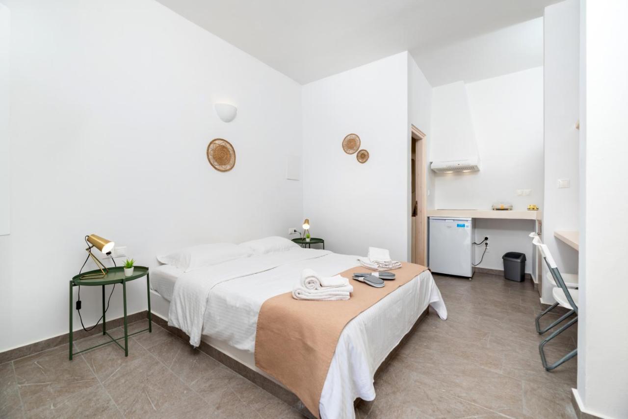 Holiday home Thallos Cave House And *